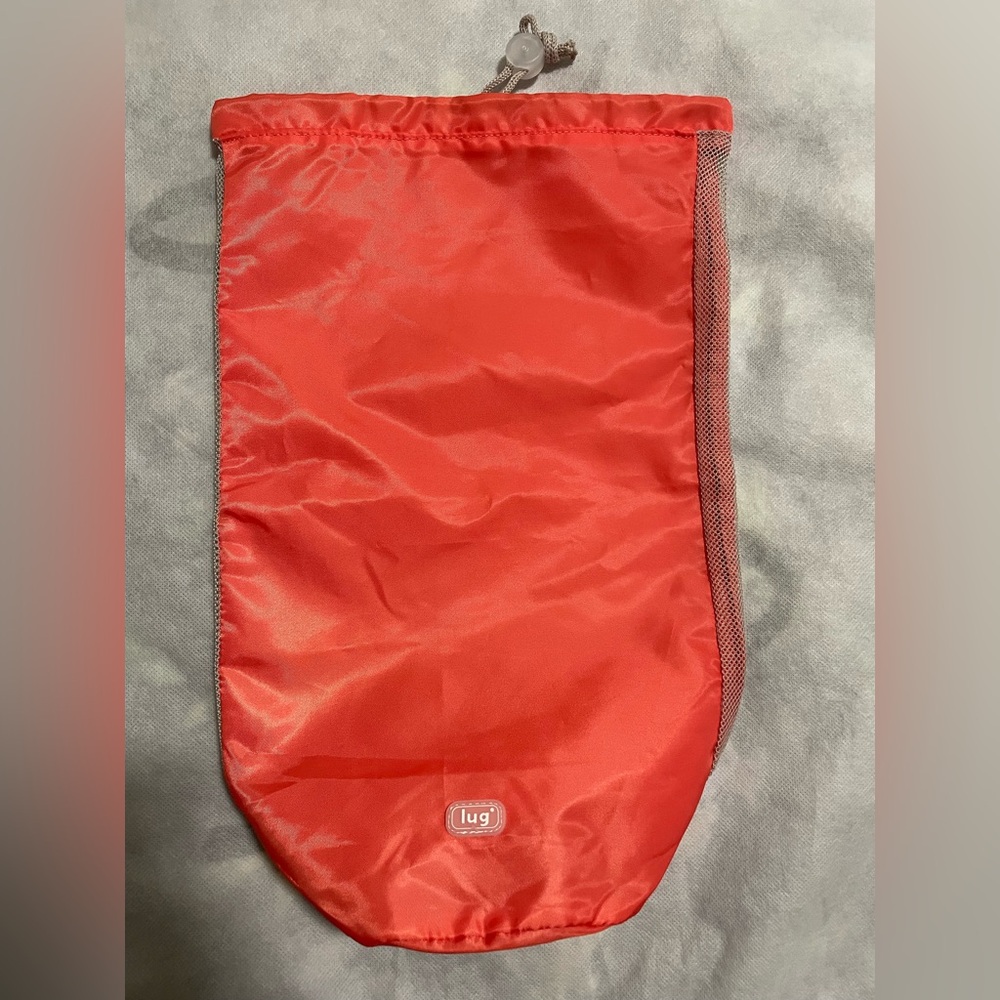 LUG: Cargo Packing Sleeve